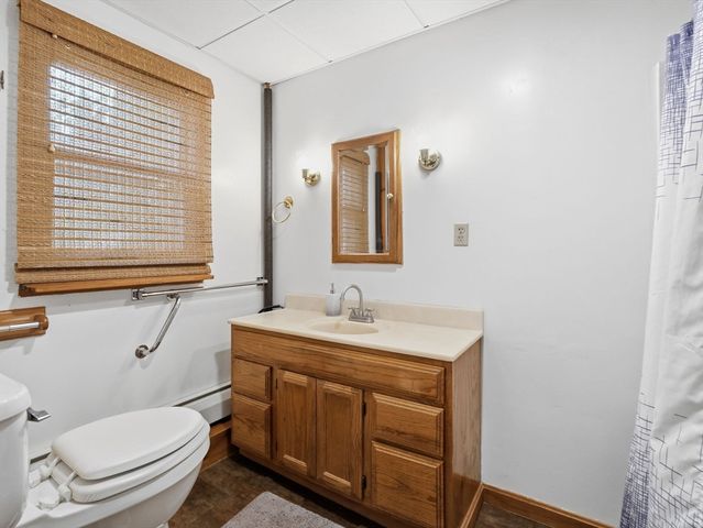 9 Turnpike Rd, Townsend, MA 01469