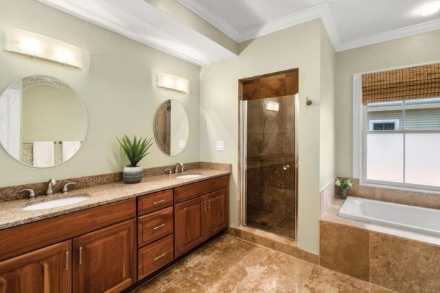79 West St 79, Newton, MA 02458