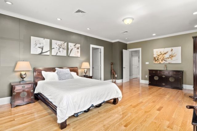 79 West St 79, Newton, MA 02458