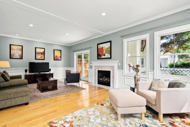 79 West St 79, Newton, MA 02458