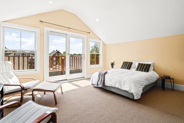79 West St 79, Newton, MA 02458
