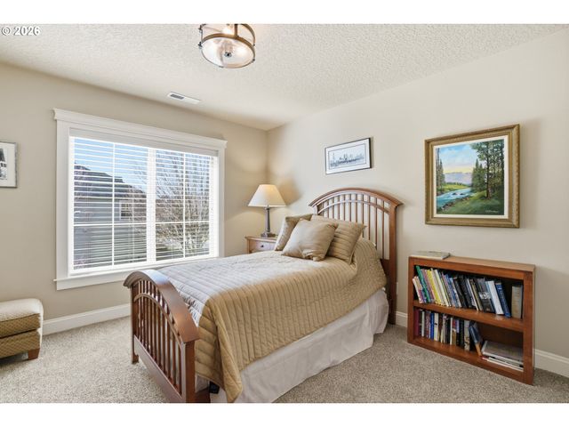 2552 Nw 12TH Cir, Camas, WA 98607