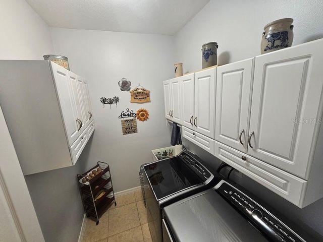 2125 BARRACUDA COURT, Holiday, FL 34691