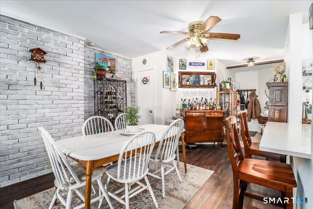 38 Candlewood Lake Road South APT 3, New Milford, CT 06776