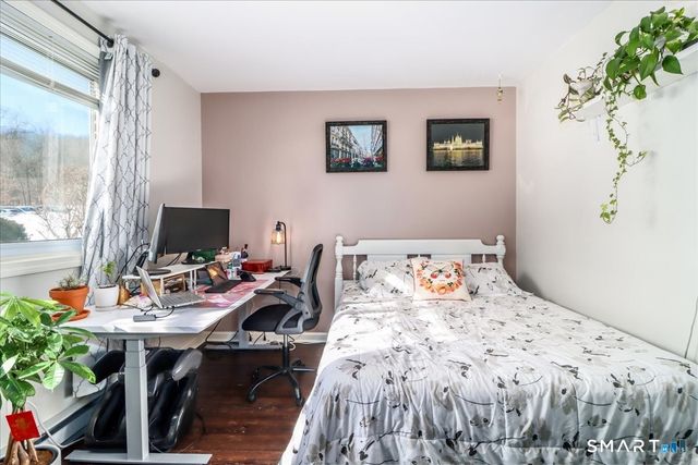 38 Candlewood Lake Road South APT 3, New Milford, CT 06776