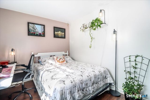 38 Candlewood Lake Road South APT 3, New Milford, CT 06776