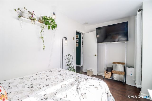 38 Candlewood Lake Road South APT 3, New Milford, CT 06776