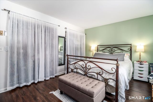 38 Candlewood Lake Road South APT 3, New Milford, CT 06776