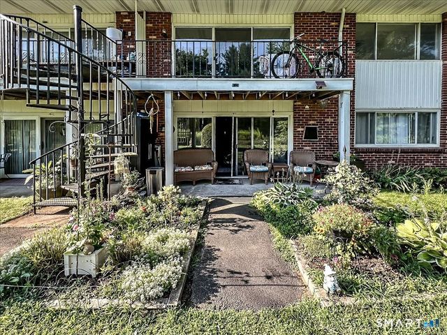 38 Candlewood Lake Road South APT 3, New Milford, CT 06776