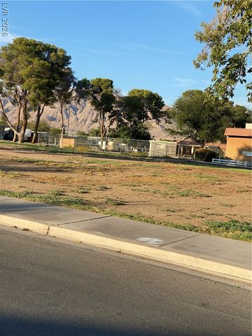 5621 Tahoe Drive, Las Vegas, NV 89142