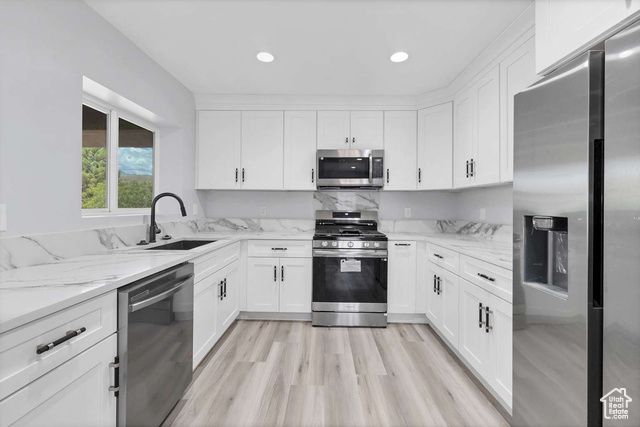 476 E SPRING DR, Toquerville, UT 84774