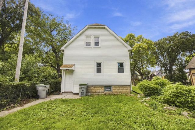 3406 N 2nd STREET, Milwaukee, WI 53212