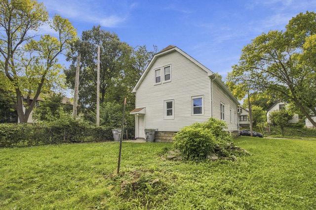 3406 N 2nd STREET, Milwaukee, WI 53212