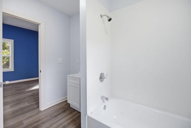 3406 N 2nd STREET, Milwaukee, WI 53212