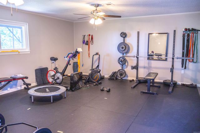 5517 McMurtrey Drive, North Little Rock, AR 72118