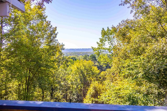 5517 McMurtrey Drive, North Little Rock, AR 72118