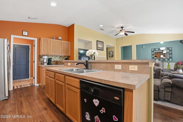 75047 RAVENWOOD Drive, Yulee, FL 32097