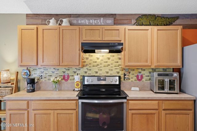 75047 RAVENWOOD Drive, Yulee, FL 32097