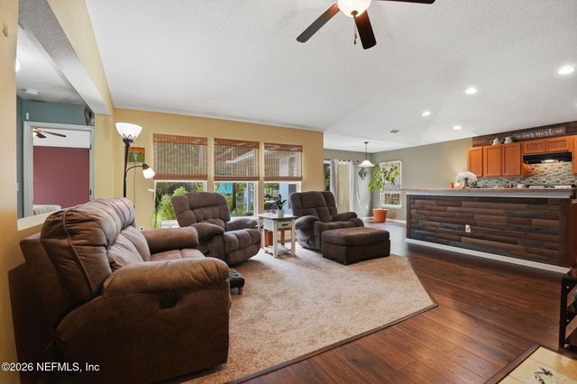 75047 RAVENWOOD Drive, Yulee, FL 32097