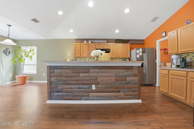 75047 RAVENWOOD Drive, Yulee, FL 32097