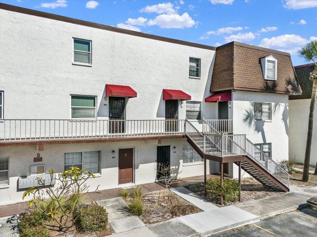 9125 TUDOR DRIVE D109, Tampa, FL 33615