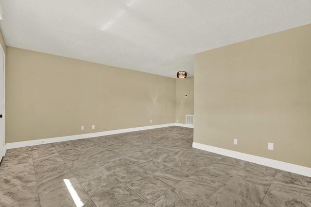 9125 TUDOR DRIVE D109, Tampa, FL 33615