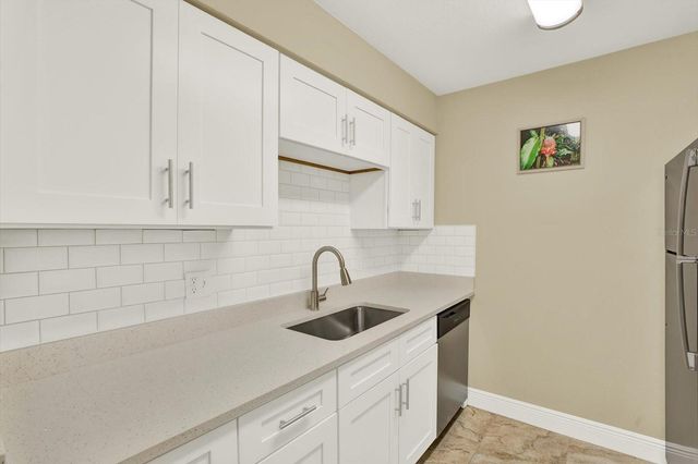 9125 TUDOR DRIVE D109, Tampa, FL 33615