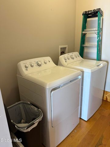 30 Broad Street Apt 1, Waterford, NY 12188