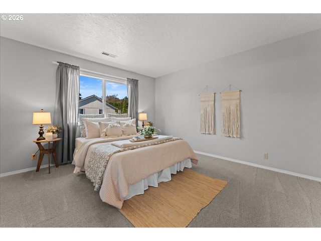 2253 Se 74TH Ave, Hillsboro, OR 97123
