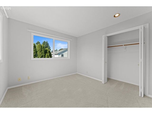 2253 Se 74TH Ave, Hillsboro, OR 97123