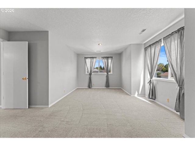 2253 Se 74TH Ave, Hillsboro, OR 97123