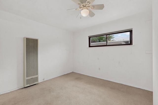 109 Camino De Las Crucitas, Santa Fe, NM 87501