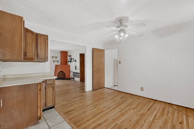 109 Camino De Las Crucitas, Santa Fe, NM 87501