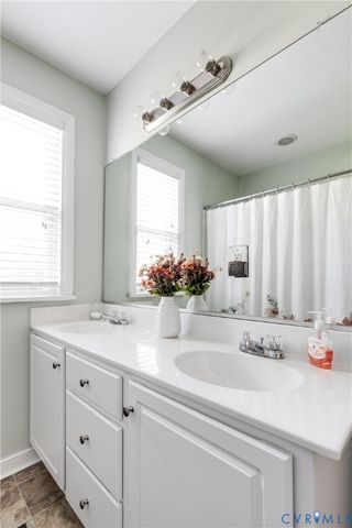 215 Jackson Ave, Sandston, VA 23150