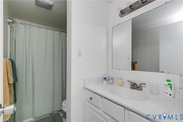 215 Jackson Ave, Sandston, VA 23150