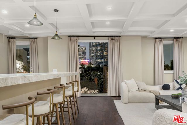 1825 Pandora Avenue 201, Los Angeles, CA 90025