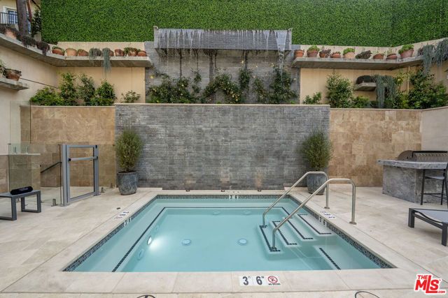 1825 Pandora Avenue 201, Los Angeles, CA 90025