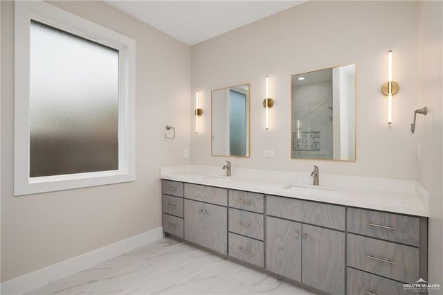 2615 Windsor Street, Edinburg, TX 78541