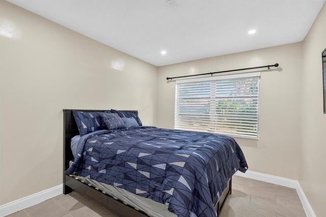 4361 NW 12th Drive NW, Deerfield Beach, FL 33064