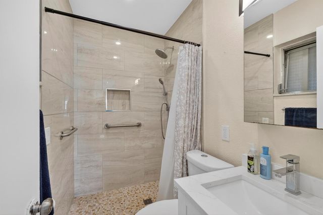 4361 NW 12th Drive NW, Deerfield Beach, FL 33064