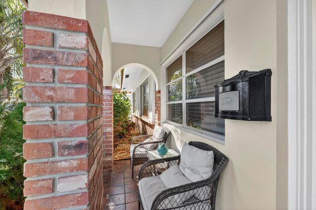 4361 NW 12th Drive NW, Deerfield Beach, FL 33064
