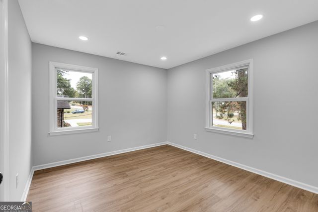 1606 King Road, Riverdale, GA 30296