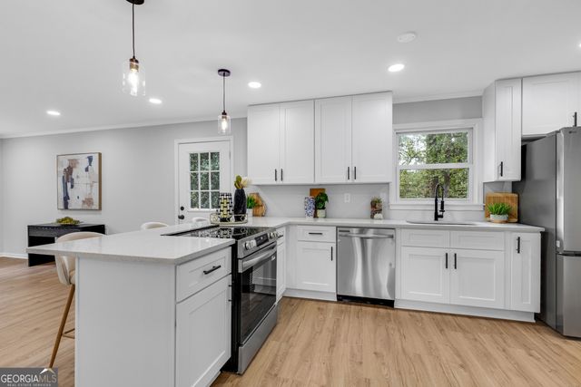 1606 King Road, Riverdale, GA 30296