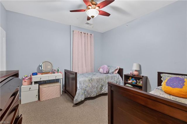 912 Southmoor Dr Unit 202, Virginia Beach, VA 23455