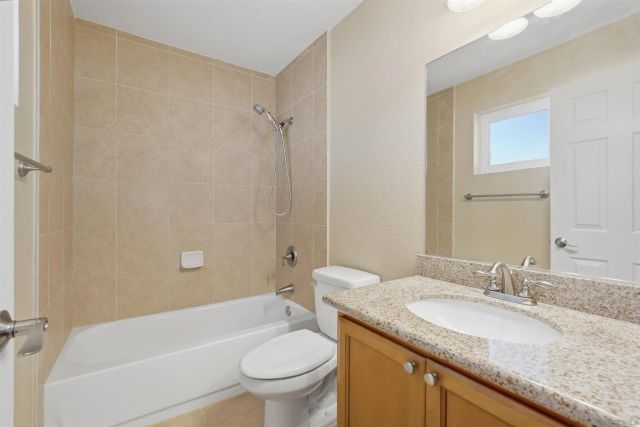 1490 Naranca Ave., El Cajon, CA 92021