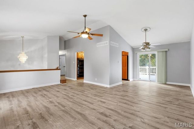 12243 Foxpoint Drive, Maryland Heights, MO 63043