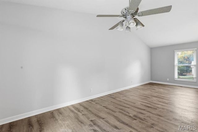 12243 Foxpoint Drive, Maryland Heights, MO 63043