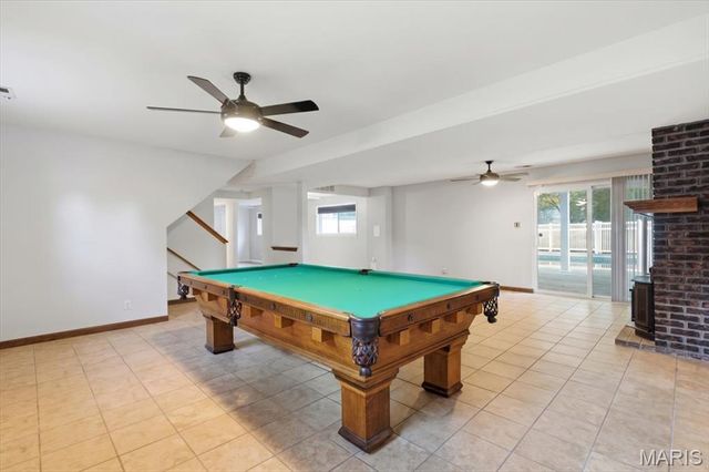 12243 Foxpoint Drive, Maryland Heights, MO 63043