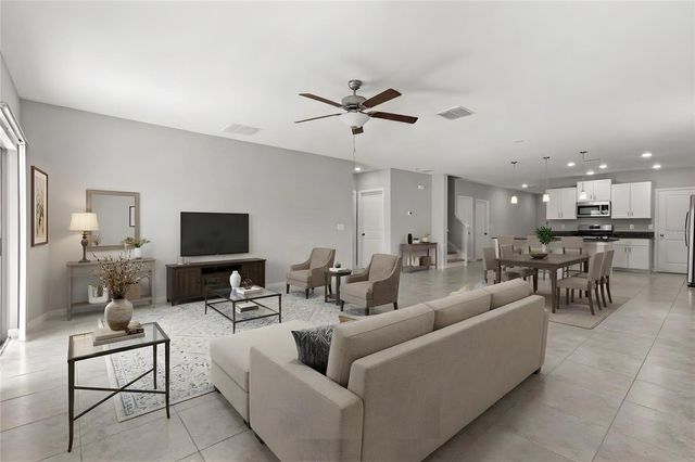 5061 WHITE CHICORY DRIVE, Apollo Beach, FL 33572
