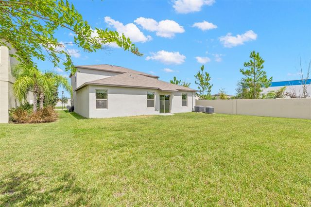 5061 WHITE CHICORY DRIVE, Apollo Beach, FL 33572